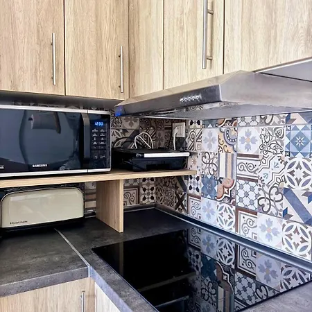 Nextgen Casa Rossy 아파트 앤티가